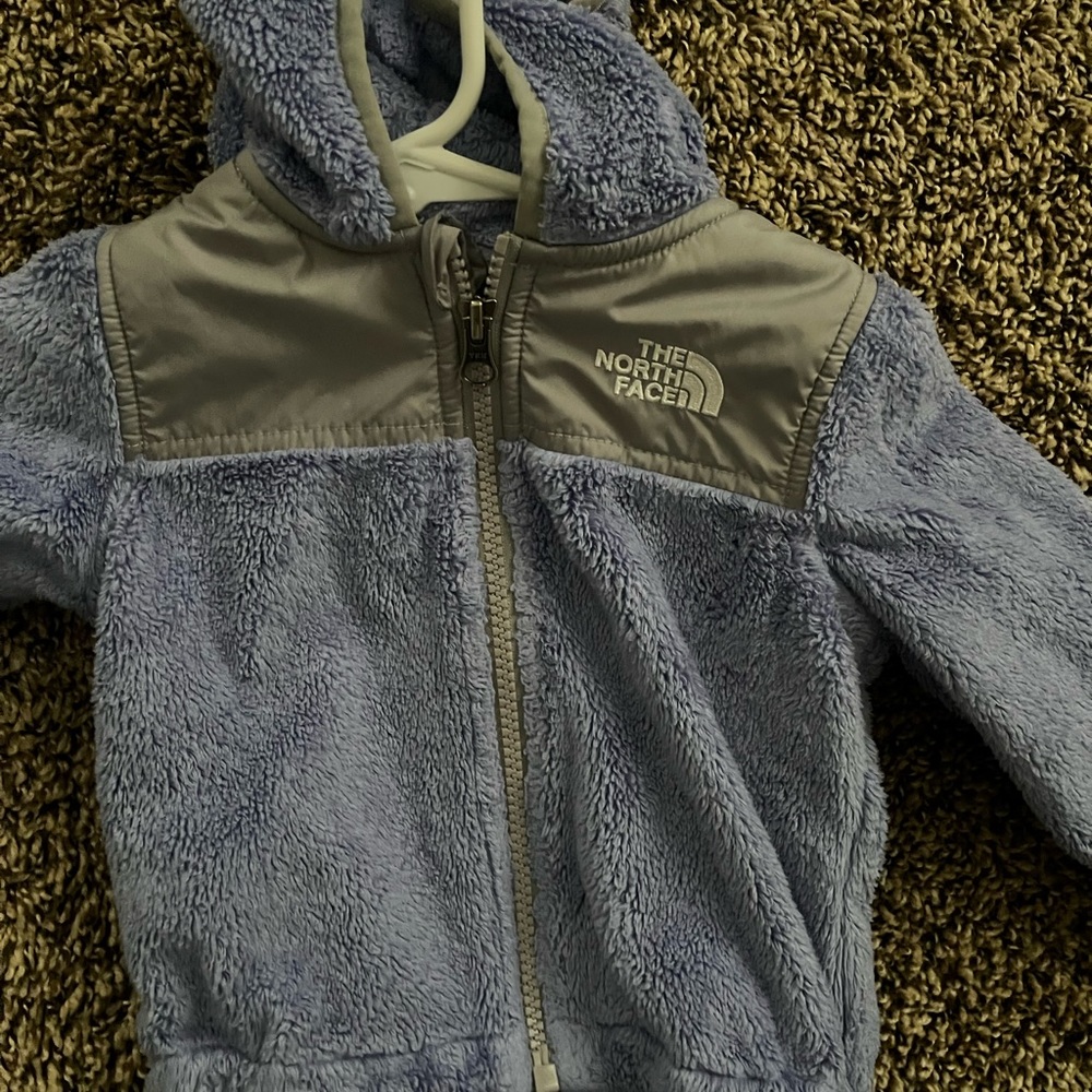 Kids north face fleece size 6-12 months